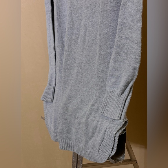 Old Navy Heather Blue Gray Boat Neck Knit Pullover Sz M - Picture 3 of 6